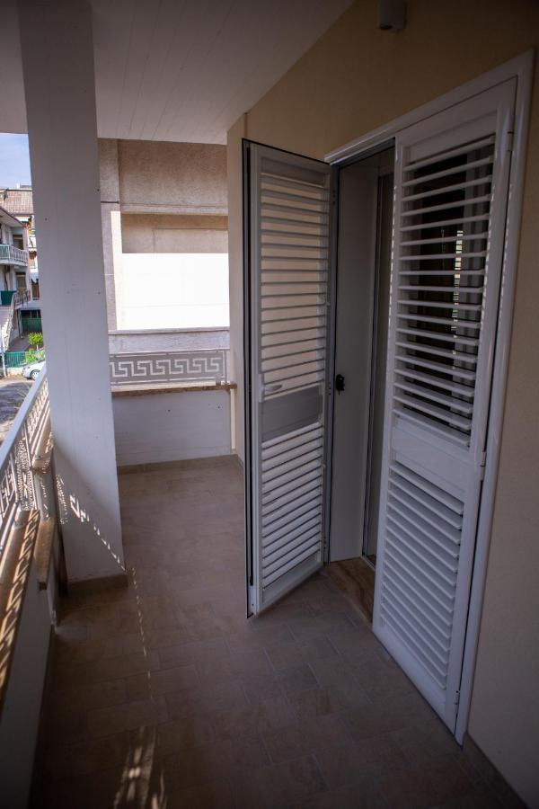 Aria Di Sale Bed & Breakfast Martinsicuro Dış mekan fotoğraf